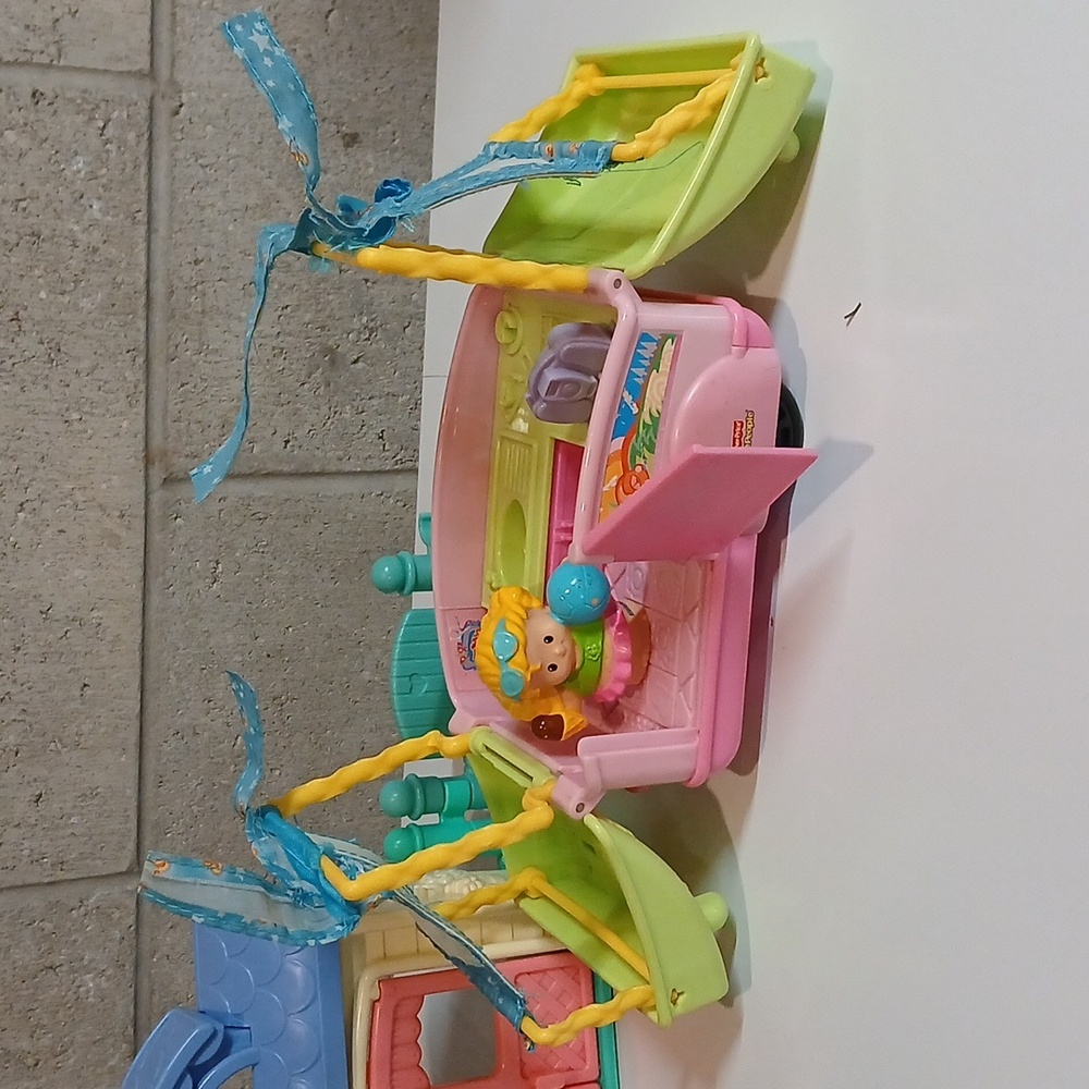 Fisher-Price Little People Cottage And Camper Replacements - Picture 6 of 9